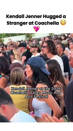 Kendall Jenner Hugged a Stranger at Coachella 😳💖#kendalljenner #coachella2026