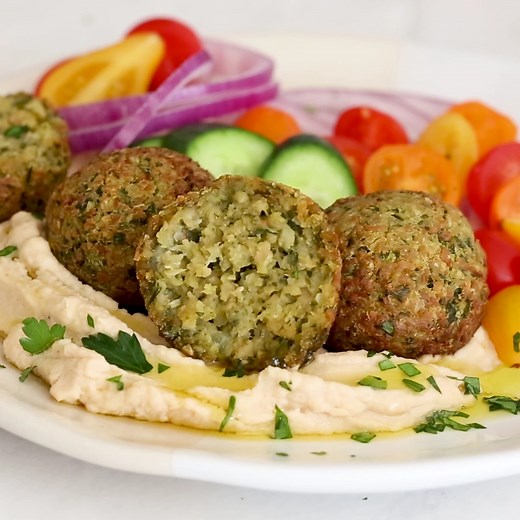 This easy Air Fryer Falafel recipe is made quicker and healthier with canned chickpeas – no deep frying! https://www.skinnytaste.com/air-fryer-falafel/ | Skinnytaste