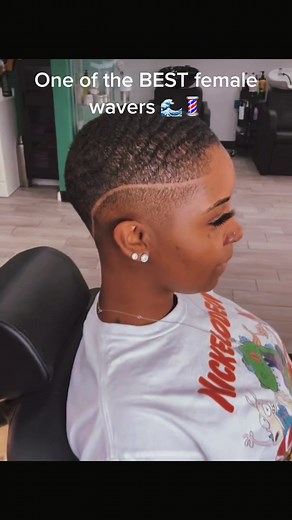 Female Barber Transforming Waves with a Fresh Style