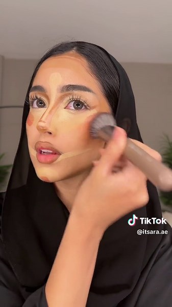 Makeup Application Tips: Applying FIT ME! Foundation