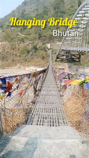 hanging bridge bhutan 💛 #viralvideo #lifeisbutadream #travel
