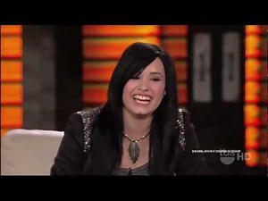 Demi Lovato on Lopez Tonight 11-09-09 [Full Interview]