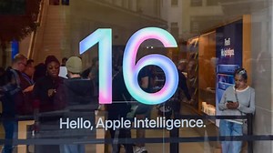 Apple sets fresh intraday high on AI updates, reported chip collab