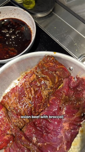 A glimpse into a private chef day ✨ One client, one custom menu, cooked fresh in their home 🫶🏼 #chefsofinstagram #personalchef #luxurylifestyle #foodreels #cateringlife