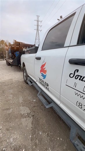 Getting one of our #boiler #rentals ready to ride out and get stuff ♨️♨️♨️♨️ One of the biggest boiler rental companies in the #houstontexas and surrounding areas 🔥🔥 #steam #SouthTexasBoilerIndustries