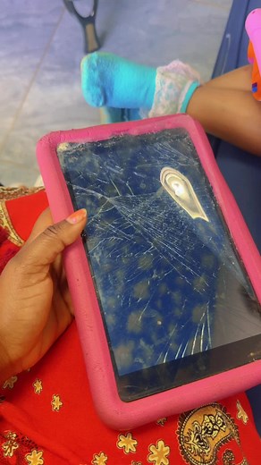 iPad Kid: Creative Digital Painting with My Auntie