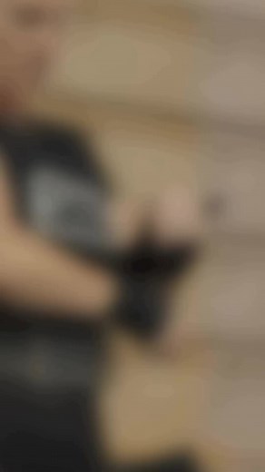 The living legend @siouxz52kg Suzanne Hartwig-Gary is the USAPL 57kg Masters 2 national champion. 135kg Squat 72.5kg Bench 150kg Deadlift Suzanne secures the win at the Powerlifting America Classic Age Division Championships in Austin, texas with a 357.5kg total. 30 years in the iron game. LIVING LEGEND 💪🏼 #powerlifting | Girls Who Powerlift