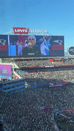 As the Patriots try to win Super Bowl LX, follow along for live updates: https://buff.ly/oDwj3yO | Boston.com