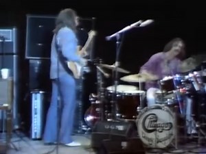 CHICAGO - Introduction - 07/21/70 - TANGLEWOOD Introduction, seems no one has cut this from the Tanglewood concert but it was the first song from the CTA album and the start of everything for Chicago, great song. | Top Hat Crew's "Live Music Archives"