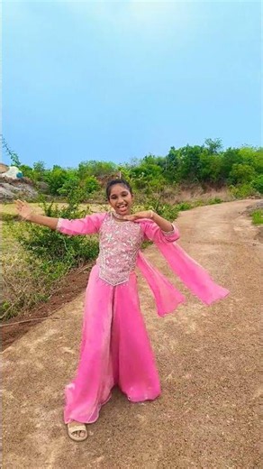 vaari vari vari trending song | உன்னை காதலிச்சேன் என் அகங்கமும்| @guruviews