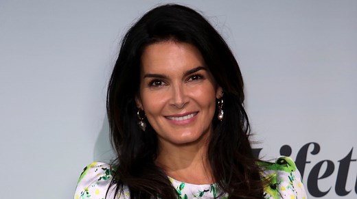 Is Angie Harmon Married? A Look At Her Relationship History - Nicki Swift
