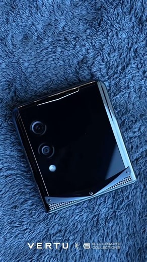 Vertu Quantum Flip - World's first quantum-enhanced luxury flip phone. #vertu #dubai #flip #luxury