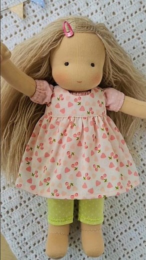 DIY classic Waldorf doll 13 inch (33 cm) tall. PDF sewing pattern and tutorial