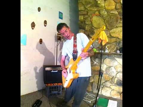 Hang'n tree.. version..q.o.t.s.a. chords..pre Am C vs.. Am F E chorus..C B7 Dsus2 A7sus2..capo 2