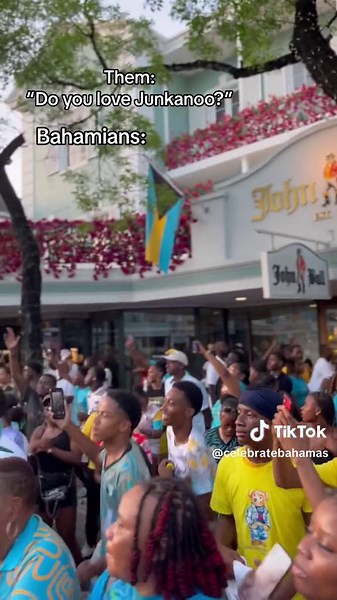 A time was had celebrating 50 years of Bahamas Independence at Junkanoo#celebratebahamas #roadtofifty #242bahamas #proudtobeabahamian #50thindependence #junakoobahamas