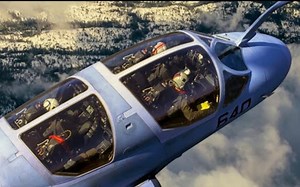 美国EA-6B“徘徊者”从航母上全加力起飞！