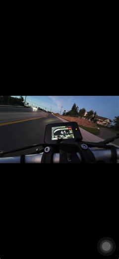 #1down5up🏍 YAMAHA MT-07 (2014-2018) Review | Speed, Specs & Prices The Yamaha MT-07 is a highly popular, lightweight naked motorcycle renowned for its punchy 689cc CP2 parallel-twin engine. It produces roughly 74 horsepower and 50 lb-ft of torque, features an agile chassis with a 403 lb wet weight, and has an accessible 31.7-inch seat height. Road Dirt 4 Engine & Drivetrain Engine Type: 689cc liquid-cooled, DOHC, 4-stroke; inline twin-cylinder (270° crossplane crank) Horsepower: ~74 hp @ 8,750–
