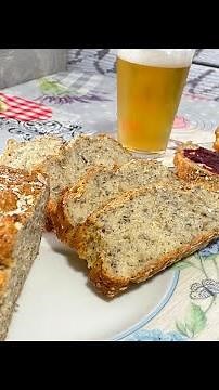 gesundes Chia Haferbrot selbst machen - So geht‘s