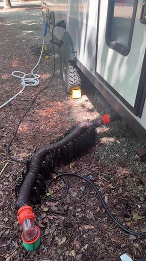 Hey Help Me Rhonda (@heyhelpmerhonda)’s videos with Shitters full - Tony