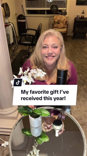 The Scentiment Diffuser Air 2. This is absolutely a whole vibe in my salon. When people walk in the door and smell it they’re like wow the smell in here is amazing. It’s a whole new level of divine smelling scented oil.