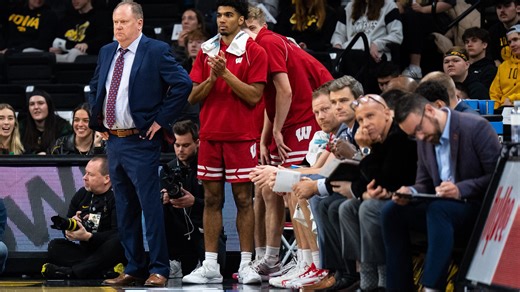 See one part of Wisconsin Badgers men's basketball's preseason Bascom Hill workouts