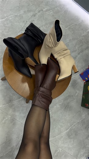 Ayaqqabi Geyim Magazasi on Instagram: "Daha çoxu @tozlubaku.az •Ayaqqabı 75azn✅ •Ölçü (35/40) 📍Ünvan:Xalqlar Metrosu Kontakt Home ilə Üzbəüz; Q.Qarayev pr 125B ⬇️ Xalqlar Filialı⬇️ 070-318-84-22WP📲 070-219-84-22 WP📲 ________________________ 📍U‌nvan:Qara Qarayev m/s Elif Hacıyev 40A Bravo marketin yani ⬇️Qarayev filialı⬇️ 077-318-84-22 WP📲 050-318-25-79 WP📲 ⬇️Aksesuar Şöbəmiz⬇️ 077-333-02-80 ___________________ Səhifələrimiz⬇️ @eqa_boutique @eqa__shoes @eqa_shoes_marka @eqa_mall_ecemi @eqa_