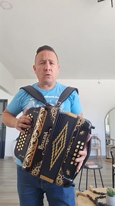 42K views · 1.2K reactions | Fuertemente de intocable esta canción me la sabia bien cuando practicaba un poco el acordeon me acababa de levantar y así con horrores y gallos aquí esta!! como dice mi amigo Mario Rosas si no se parece que se asome o algo así. Disponible en el acordeon en caso de emergencia 1era 2da y 3era voz  | Tiranos Del Norte | Facebook