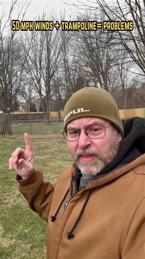 50 MPH Winds + Trampoline= Problems!