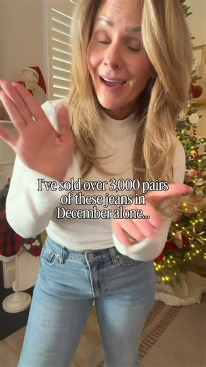 Claire Tammaro on Instagram: "My #1 best-selling jeans of 2025 and I would 100% buy them again. They sell out fast but they’re still in stock right now — don’t overthink it. Comment JEANS for link 🔗 #denimdetective #jeans"