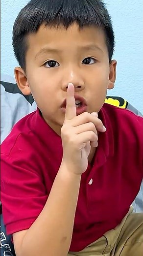 Kaden Thinks There Are Aliens Under His Bed?!