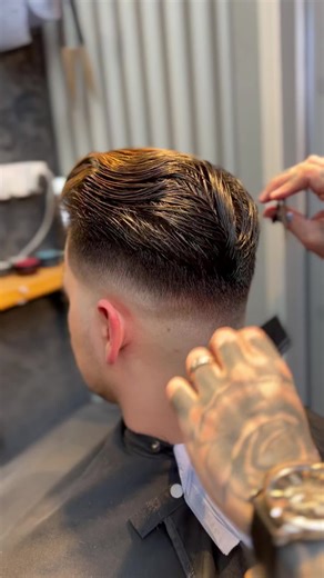 Short Haircut Transformation in Modern Barbershop
