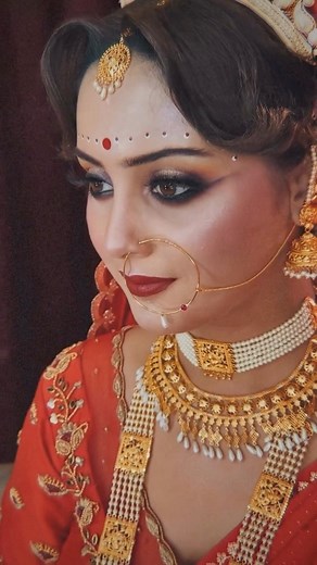 11K views · 58 reactions | An era of love with a bridal affair….. . The thoughts of a bride while she is getting ready on her special day is always a feeling of mixed sentiments , love and anxiety, the song is just so doing justice…. . . . . #bengalibride #bride #bridalmakeup #makeup #glowing #anubratismakeup #traditional #kolkata | Anubrati's Makeup Studio | Facebook