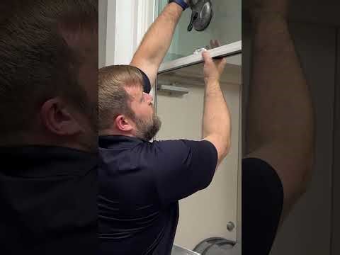Installer Guide: Replacing the Top Sash in a Viwinco Single-Hung #shorts
