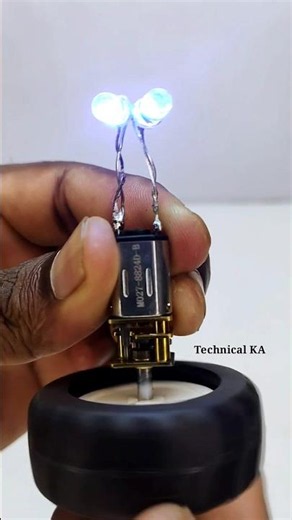 Tiny Motor Generates Real Electricity