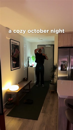 a cozy october night at home watching a halloween movie 🎃 the airpods max make the experience 10x more immersive ⠀⠀⠀⠀⠀ ⠀⠀⠀⠀ what’s your favorite halloween movie? ⠀⠀⠀⠀⠀ ⠀⠀⠀⠀ #eveningroutine #halloweenmovie #apartmenttherapy #cozyhome #homebody