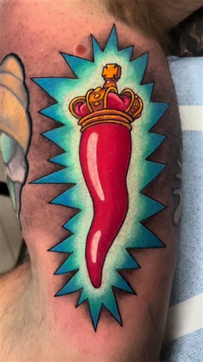 Video di Andrea Surbone (@jpegtattoo) con Tarantela/ Funiculi Funicula - Los Napolitanos