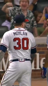 Matt Kemp was the only person not impressed by this play 🤣 #OTD in 2018, Peter Moylan's instincts kicked in #MLB #Baseball | MLB Europe