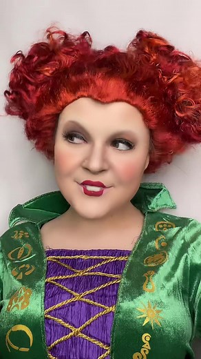 Winifred Sanderson Makeup Tutorial