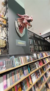 88K views · 934 reactions | Vilken premiäröppning! 勞 Linköping, ni har överträffat alla våra förväntningar ⭐️⭐️⭐️⭐️⭐️ Vi visste redan att vi har världens bästa kunder, men det här är ytterligare ett kvitto på att så är fallet. Tack till alla som har besökt oss hittills! Hoppas att vi ses snart igen  | Science Fiction Bokhandeln | Facebook