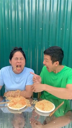 Instant Noodle Battle… Who Wins? 🍜😳