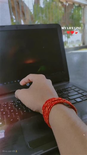 𝐒𝐡𝐢𝐯𝐚 𝐘𝐚𝐝𝐚𝐯 on Instagram: "Computer lover 🥰"