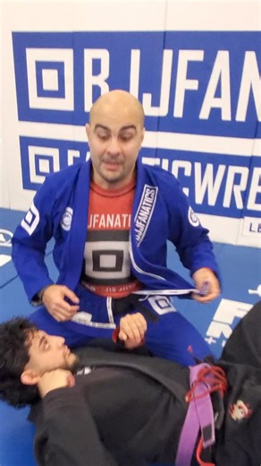 1.6K views · 34 reactions | 3 ways to finish the Scarf Choke… The Scarf Choke has always been one of my favorite chokes, and one of the reasons I love it is because there is not much to lose when you try it. You can try it anytime, and if it works, great; if it doesn’t, you are still in side control. Have you tried the scarf choke before? | Bernardo Faria | Facebook