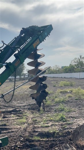Crane and digger mounted on tractor #fabrication #crane #manufacturing #digger