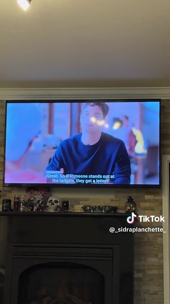 Exploring Continuity Errors in Entertainment