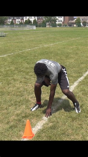 Twice The Speed | Jack Cascio on Instagram: "The 5-10-5 is the REAL test of game-speed agility. Train this and watch your time drop FAST. #505Drill #ShuttleRun #AgilitySpeed #CODTraining #CombineDrills #FootballAgility #SpeedTraining #AthletePerformance #SportsTraining #ExplosiveMovement"