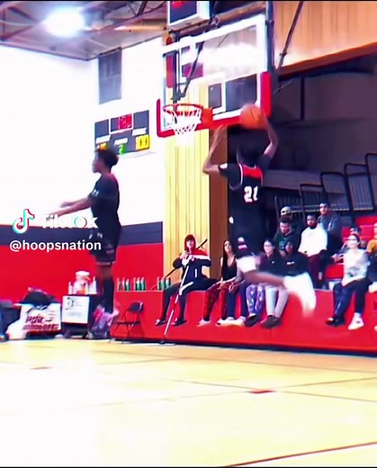 Intense Basketball Play | Hoops Nation