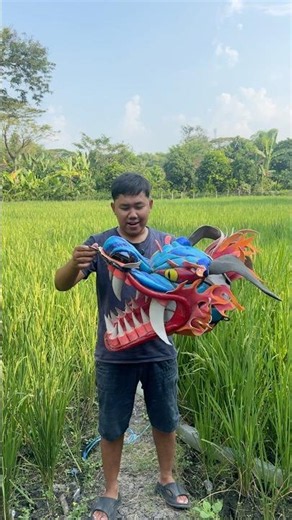 Layangan Naga Punya Si Bocil Putus Lalu Aku Kejar #layangan #layangannaga #layanganputus #dramabocil