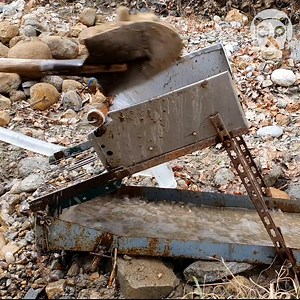 2.8M views · 8.8K reactions | Easy way of gold prospecting in river & streams Partner: GOLD HUNTER 1 YT: https://www.youtube.com/c/ALTINAVCISI1 | Bored Panda Art | Facebook