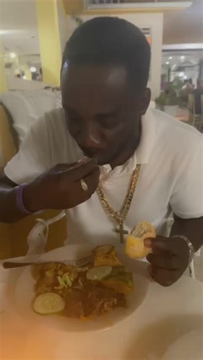 Fitzroy Simmonds (@fitzroy.simmonds)’s videos with original sound - Fitzroy Simmonds