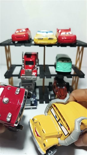 💃 Lightning McQueen Dancing! 🚗🔥 Funny Satisfying Toy Car Dance #McQueen #Cars #ToyASMR #Shorts